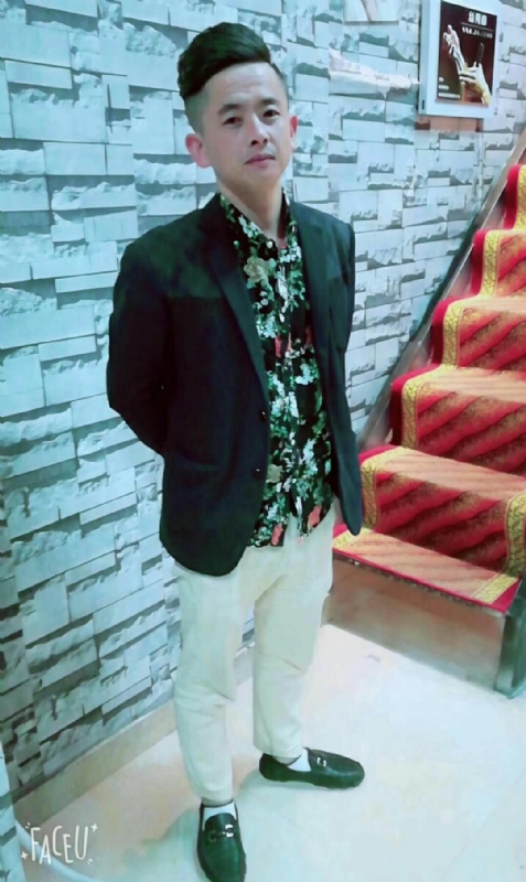 男人三十而立的第一张照片--王婆说媒