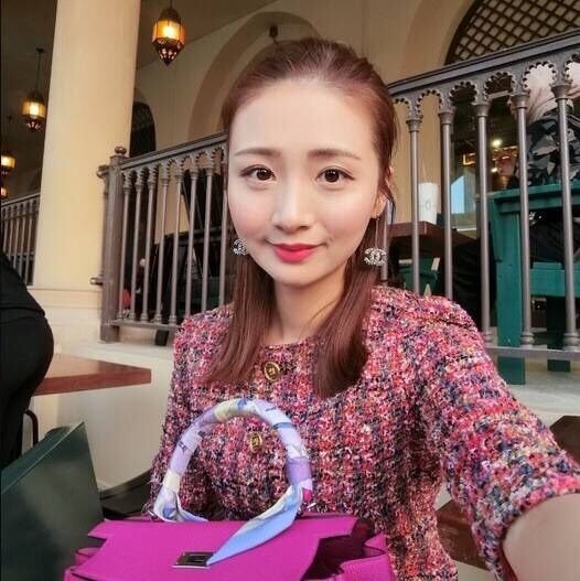 美婷的第一张照片--王婆说媒