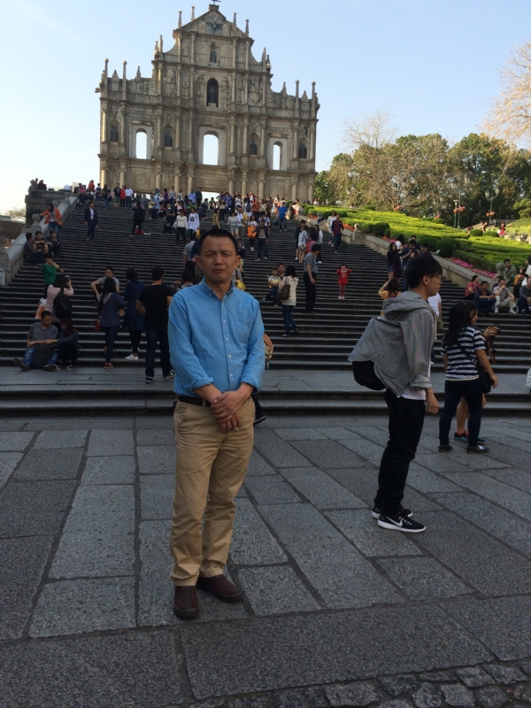 Larry的第一张照片--王婆说媒