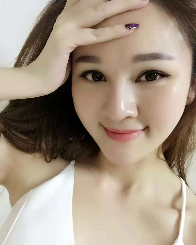 欣颖的第一张照片--王婆说媒