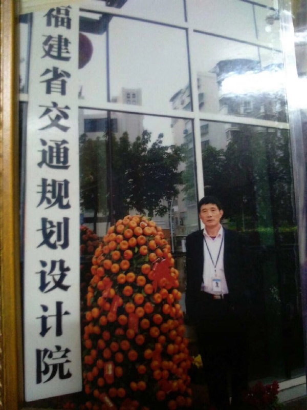 老林的第二张照片--王婆说媒