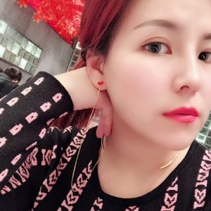 薇薇的第一张照片--王婆说媒