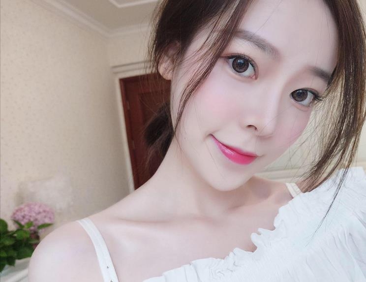 美伊i的第一张照片--王婆说媒