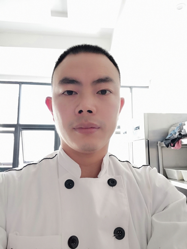 剑客段狼的第一张照片--王婆说媒