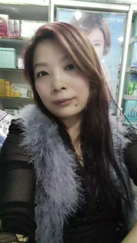 胡静的第三张照片--王婆说媒