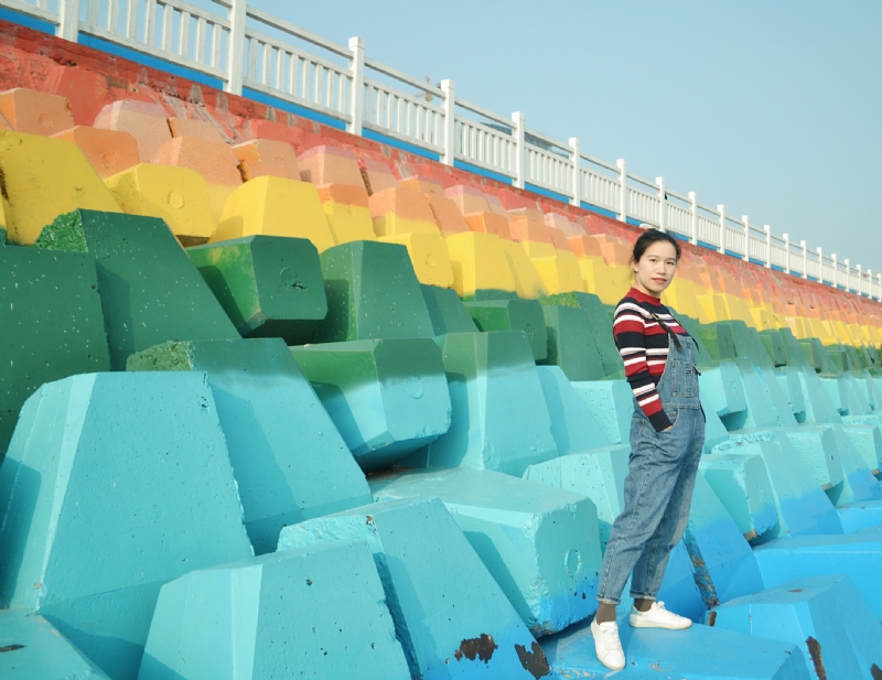 小艾樱樱的第一张照片--王婆说媒