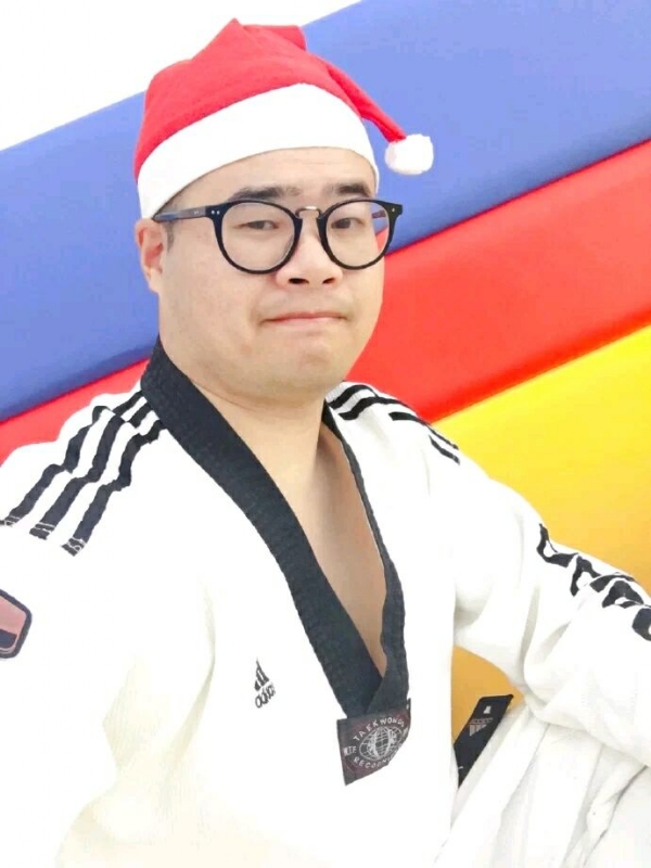 何当重相见的第一张照片--王婆说媒