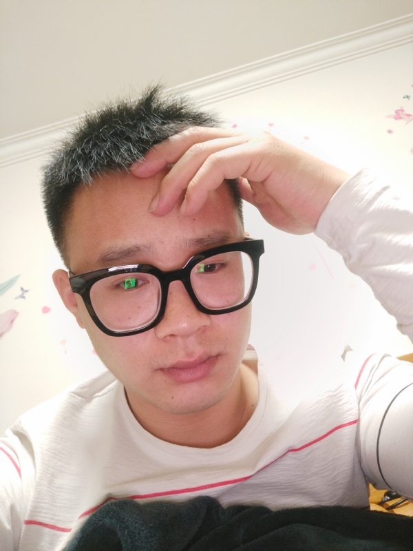 华灯初上的夜晚的第一张照片--王婆说媒