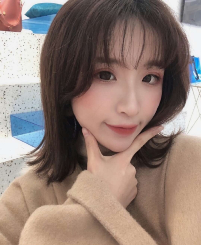 莉婷的第一张照片--王婆说媒