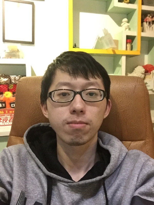 桀桀的第一张照片--王婆说媒