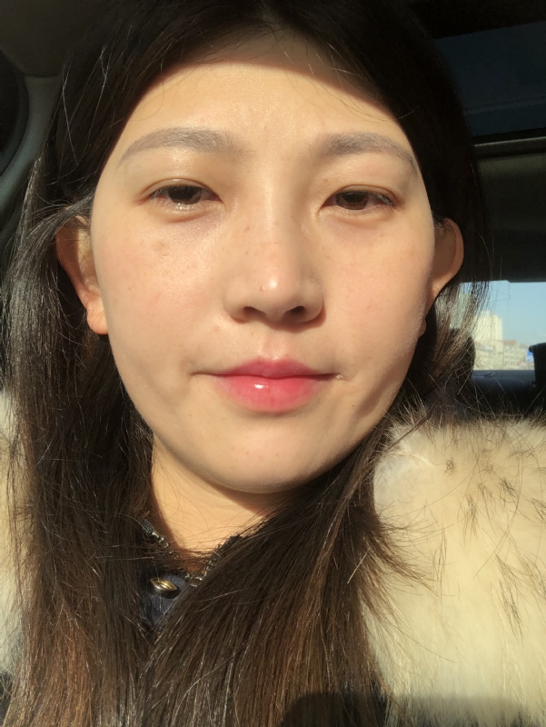 轻闭双眼的第一张照片--王婆说媒