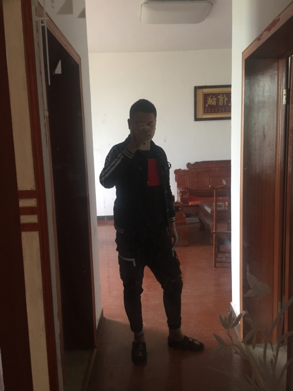 MC无所畏惧的第一张照片--王婆说媒