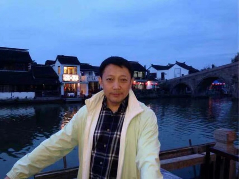 巧克力绅士的第六张照片--王婆说媒