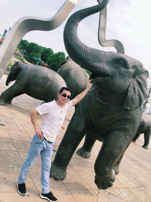 朝望大海的第三张照片--王婆说媒