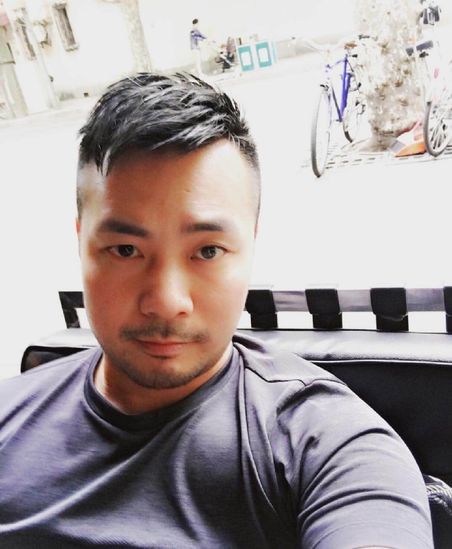 刘江平的第二张照片--王婆说媒