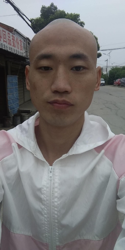 花花公子的第一张照片--王婆说媒