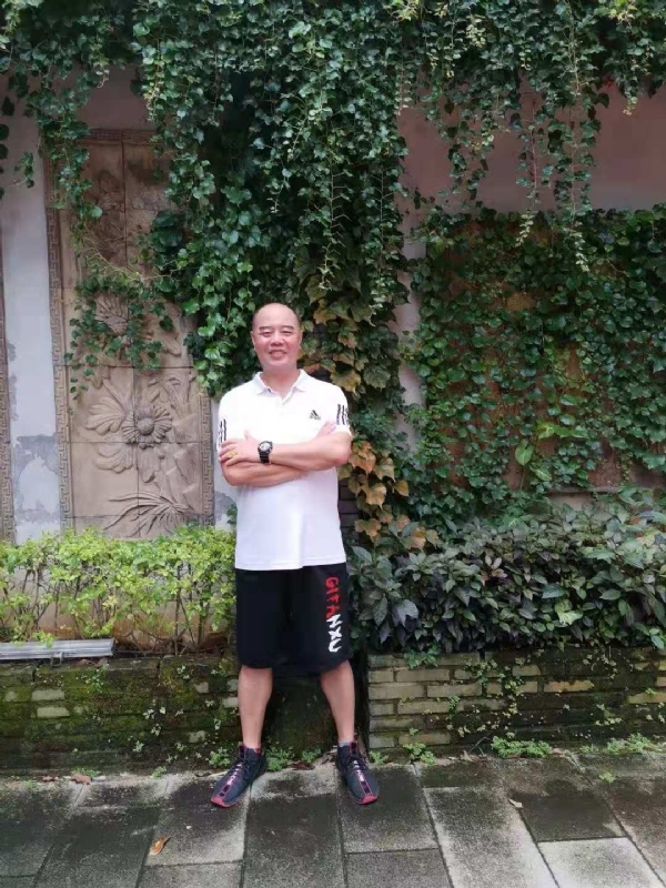 李国伟的第五张照片--王婆说媒