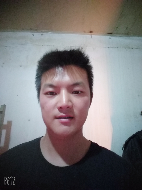 风轻云淡的第一张照片--王婆说媒