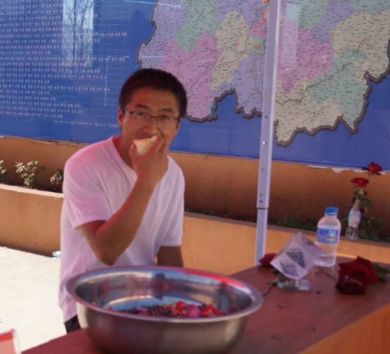 寻水的第一张照片--王婆说媒