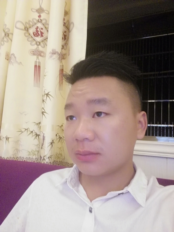王梓林的第一张照片--王婆说媒