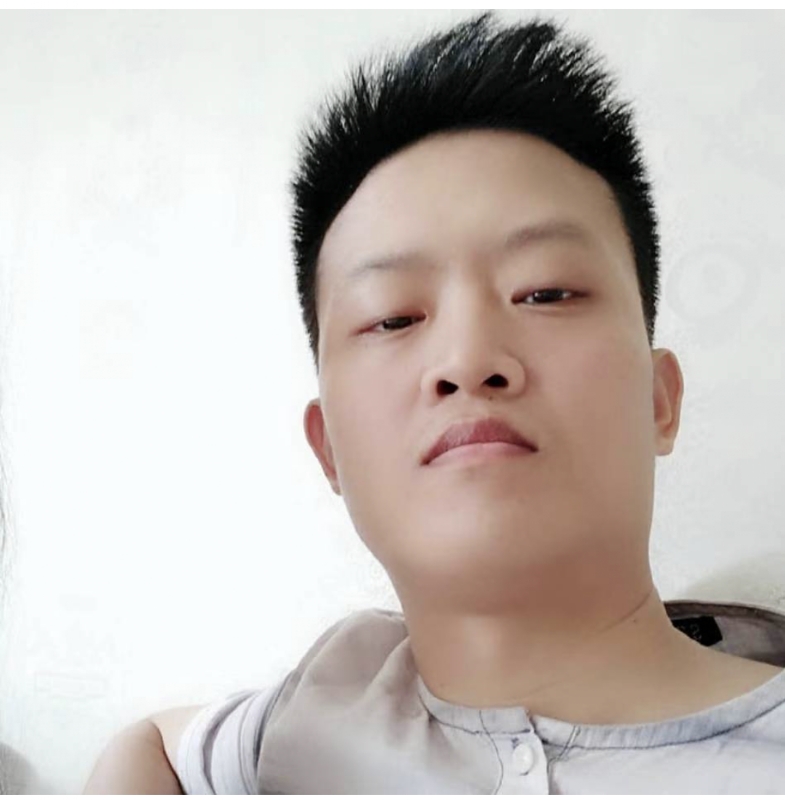 帅不帅由你决定的第一张照片--王婆说媒