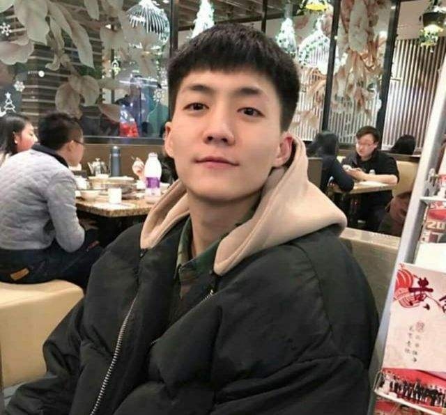 相爱的人的第一张照片--王婆说媒