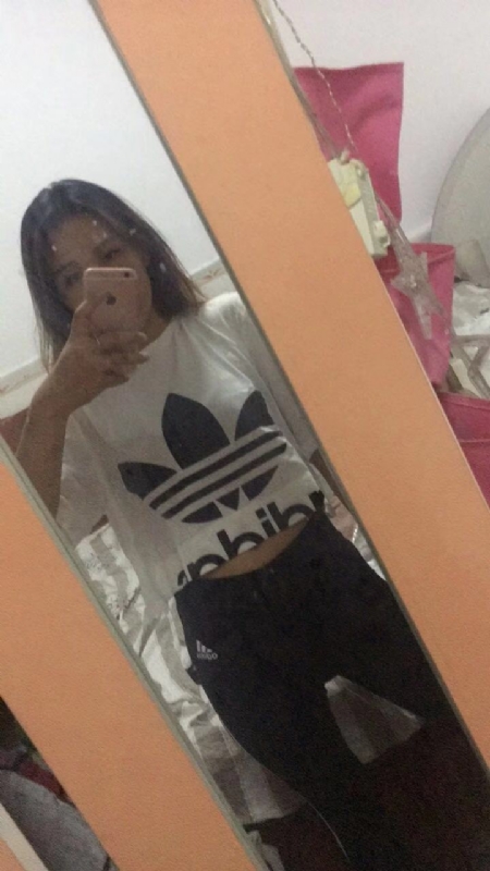 丫丫的第一张照片--王婆说媒
