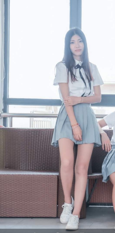 艾丽莎的第一张照片--王婆说媒