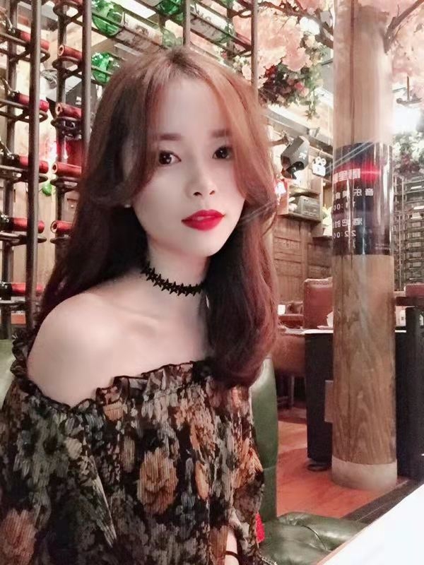 晓洁的第一张照片--王婆说媒