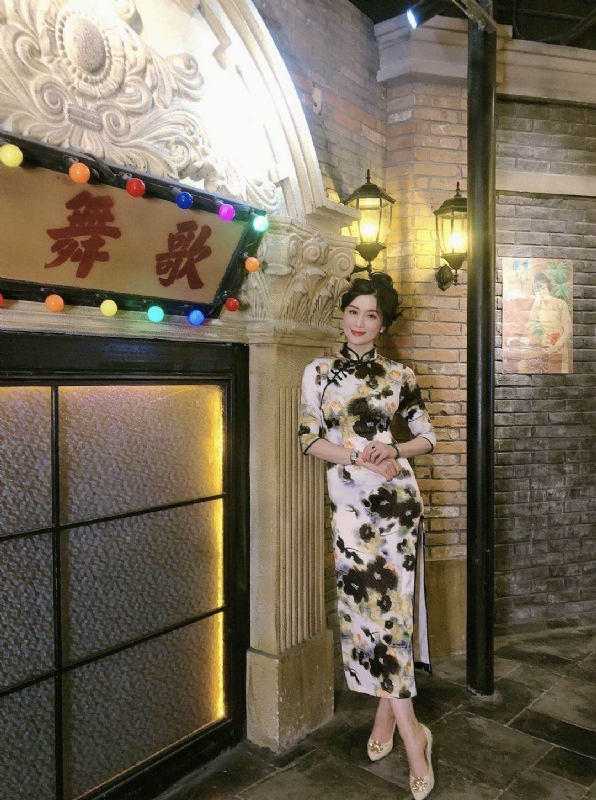 林晓洁的第一张照片--王婆说媒