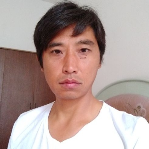 莞尔一笑的第一张照片--王婆说媒