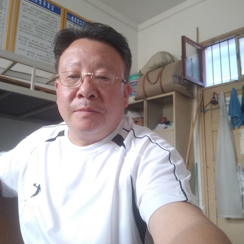 咣次次的第一张照片--王婆说媒