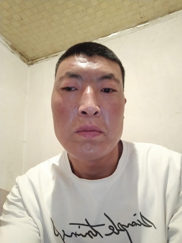 只为遇见你的第一张照片--王婆说媒