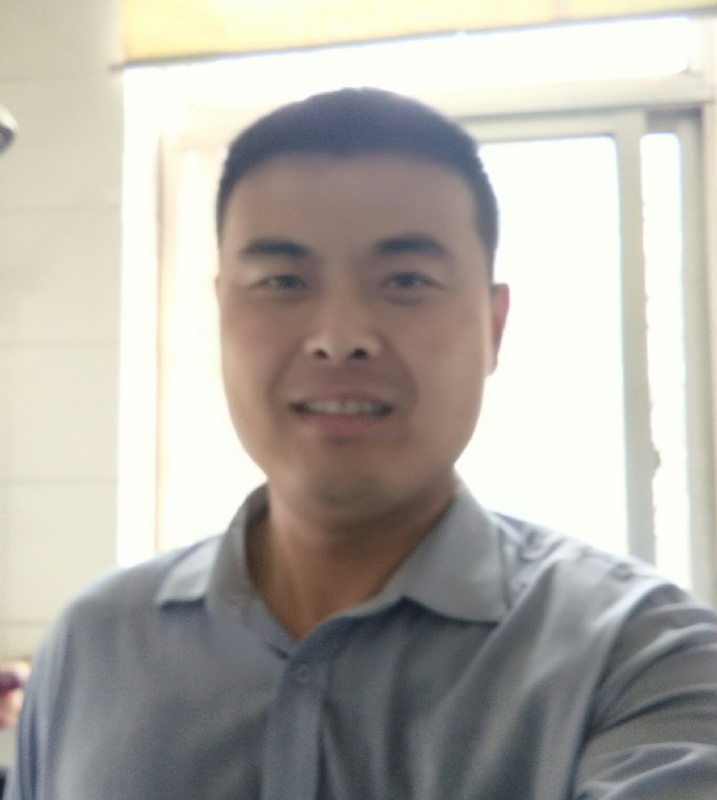 李伟的第一张照片--王婆说媒