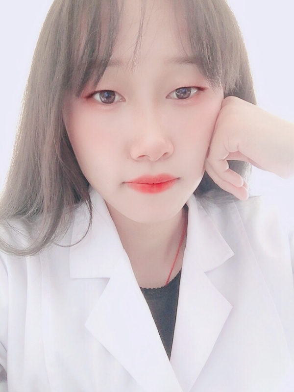 白婚纱的第一张照片--王婆说媒