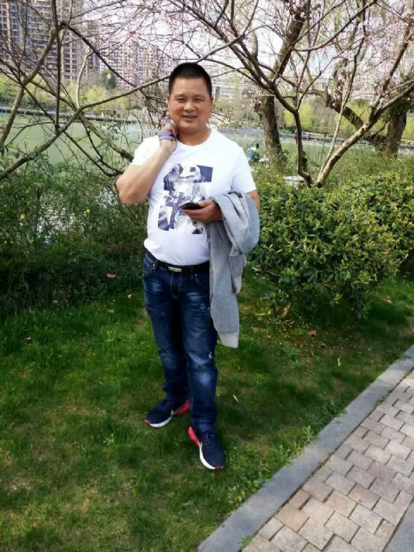 纯爷们的第二张照片--王婆说媒