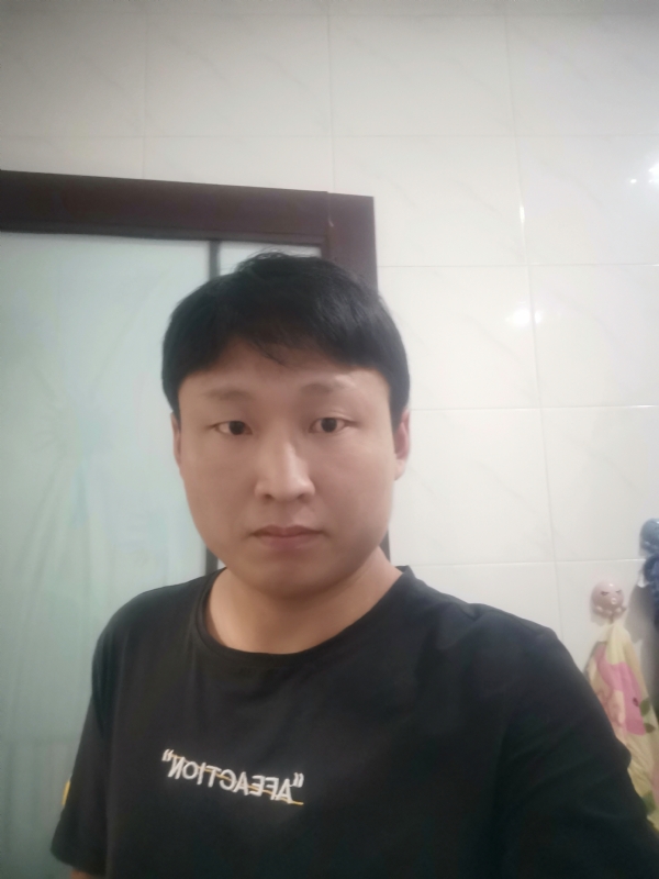 Mr-池的第一张照片--王婆说媒