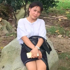 小燕子的第一张照片--王婆说媒