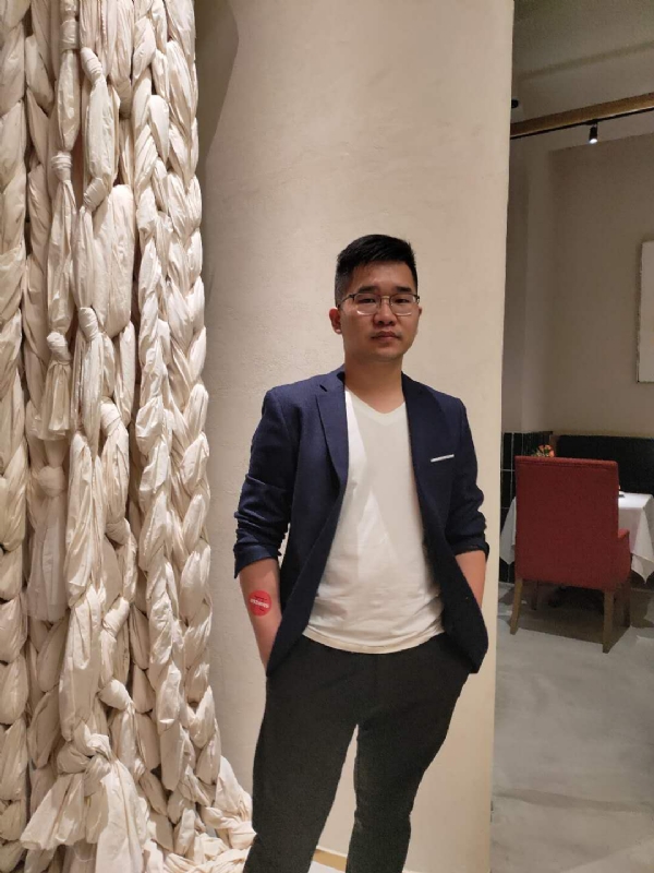 在路上的第二张照片--王婆说媒