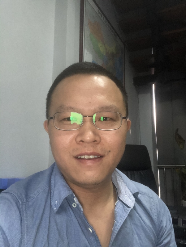 小吴的第一张照片--王婆说媒
