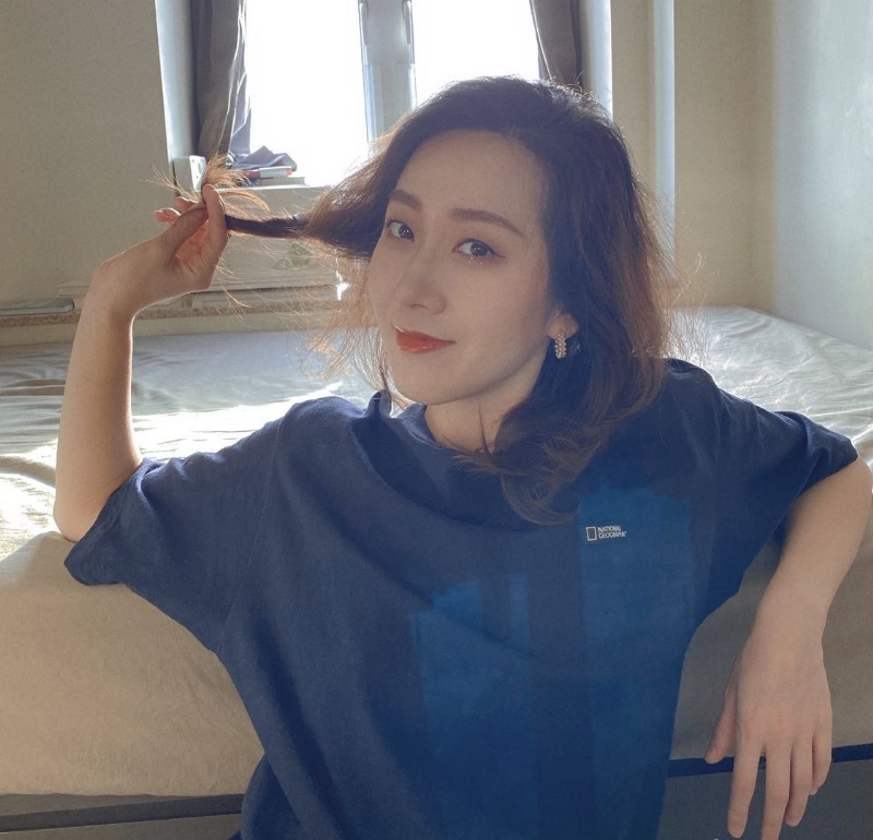 李雯雪的第一张照片--王婆说媒