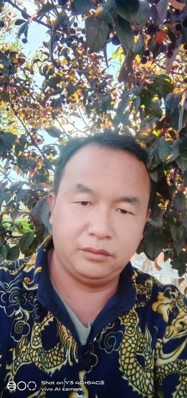 战狼的第一张照片--王婆说媒