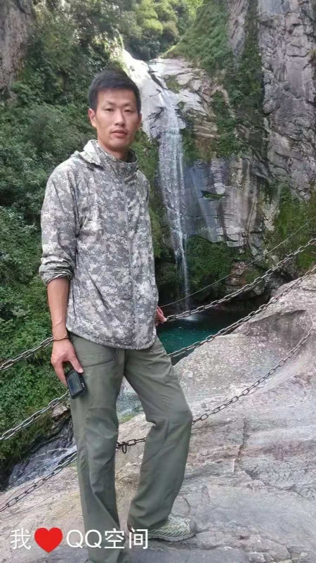 陌颜的第一张照片--王婆说媒