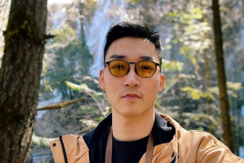 Mr.李的第一张照片--王婆说媒