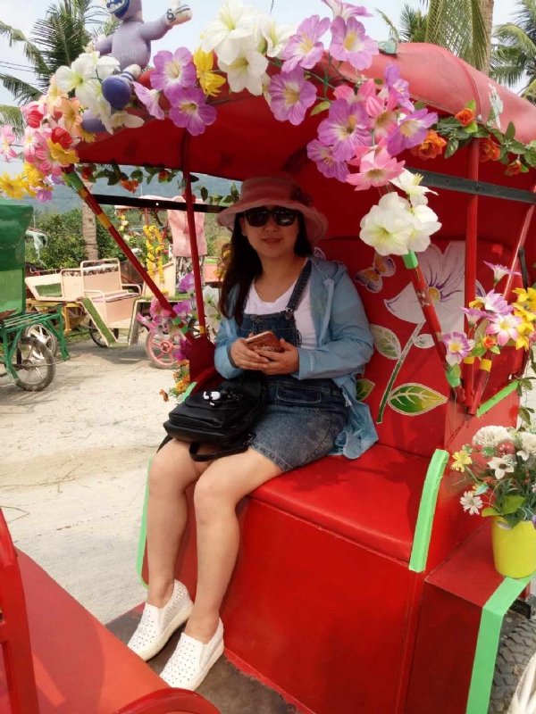 雨纷纷的第一张照片--王婆说媒