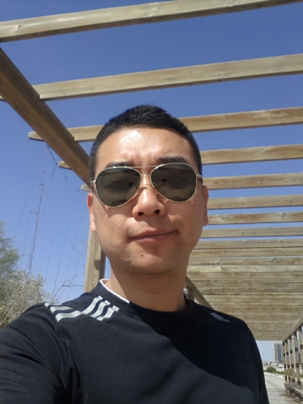 我见尤怜的第一张照片--王婆说媒