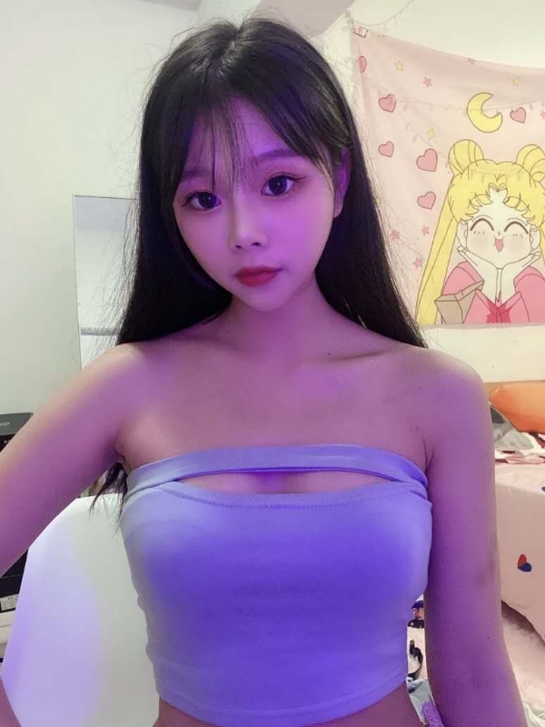 小熙女王的第三张照片--王婆说媒