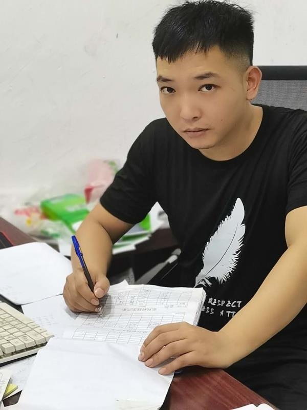 寻找另一伴的第一张照片--王婆说媒