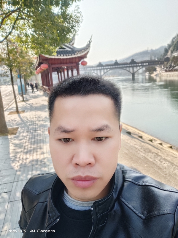 啊锦的第二张照片--王婆说媒