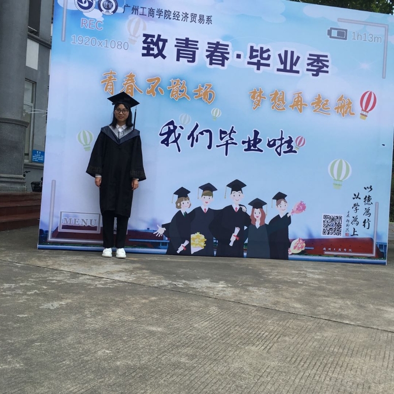 小小的第一张照片--王婆说媒